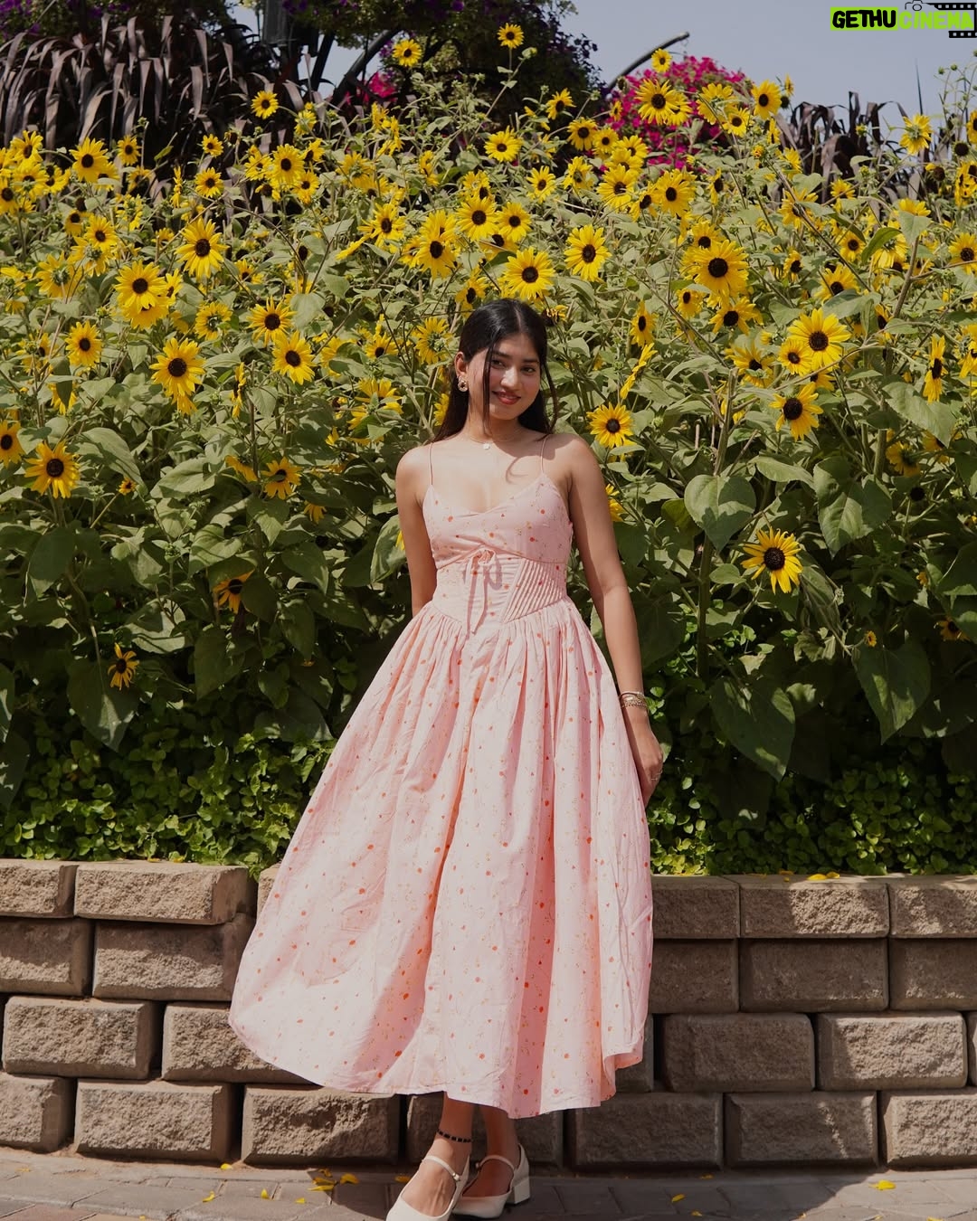Ria Amin - 52.7K Likes - Who needs ghibli filter when your pictures already look like this ? ☁️🌻🎐

Dress @leaclothingco