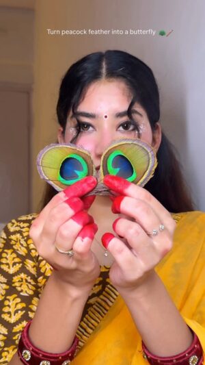 Ria Amin Instagram - #TyoharSangRia 4/20 Peacock feather but make it 🦋
You saw this hack here first 🌸