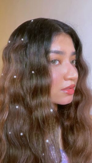 Ria Amin Instagram - Concert Hair Inspo 🪩

Got these stickers from Amazon 

#RockTheConcert 1/6