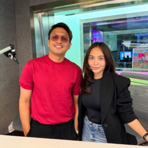 Riena Diana Instagram - Riena is back!! Sebab ramai pendengar ERA komen nak @rienadiana_ teman @haziq_hussni lagi kat #PetangERA kalau @shasha.nadira cuti, kita tunaikan!! 🫶🏻 Strim ERA sekarang guys!! #ERARadioNo1PalingLegit