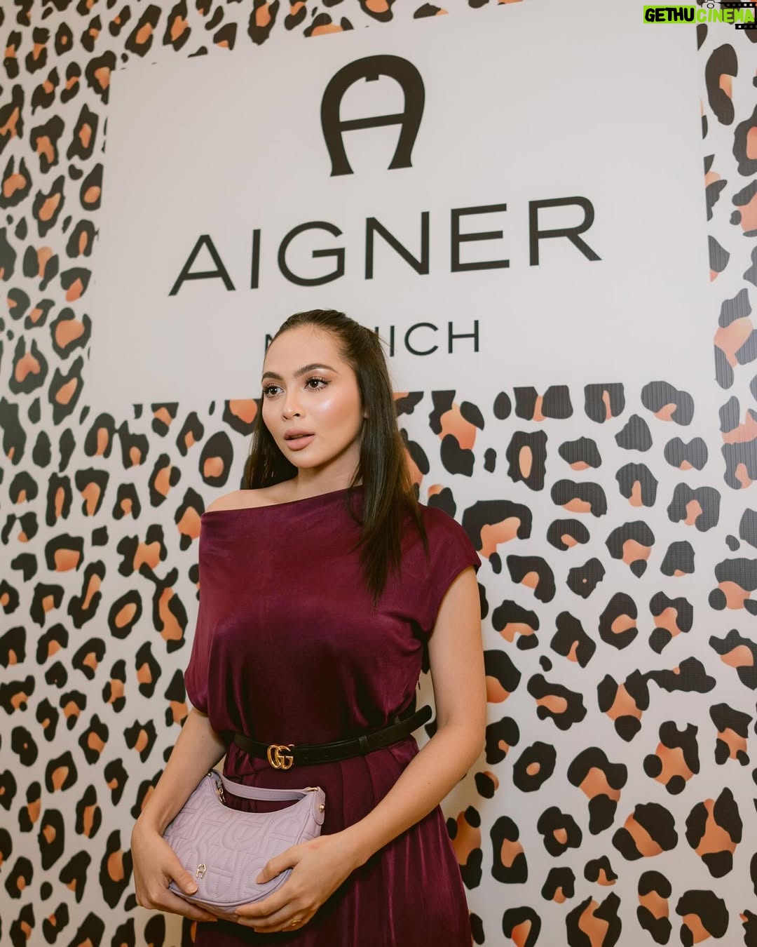 Riena Diana - 6.1K Likes - @aignermunich w them 💙