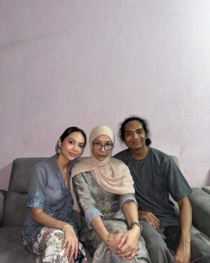 Riena Diana Instagram - Raya 2025 🤍