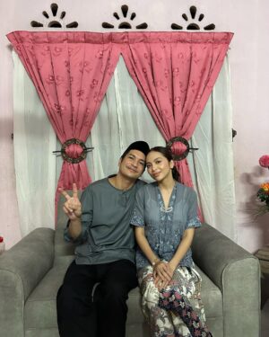 Riena Diana Instagram - Raya 2025 🤍