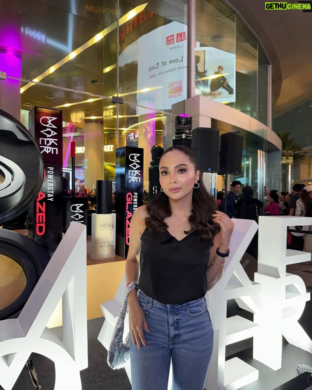 Riena Diana - 10.4K Likes - @makeover.my w bestie last night 📸