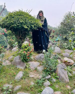 Rifat Anjum Ansari Instagram - Nature’s therapy”
Fresh air and good vibes”
Taking a moment to breathe
- #NatureLover
- #OutdoorFun
- #RelaxationMode
- #FreshAir
- #GoodVibesOnly
- #ParkAdventures
- #NatureEscape