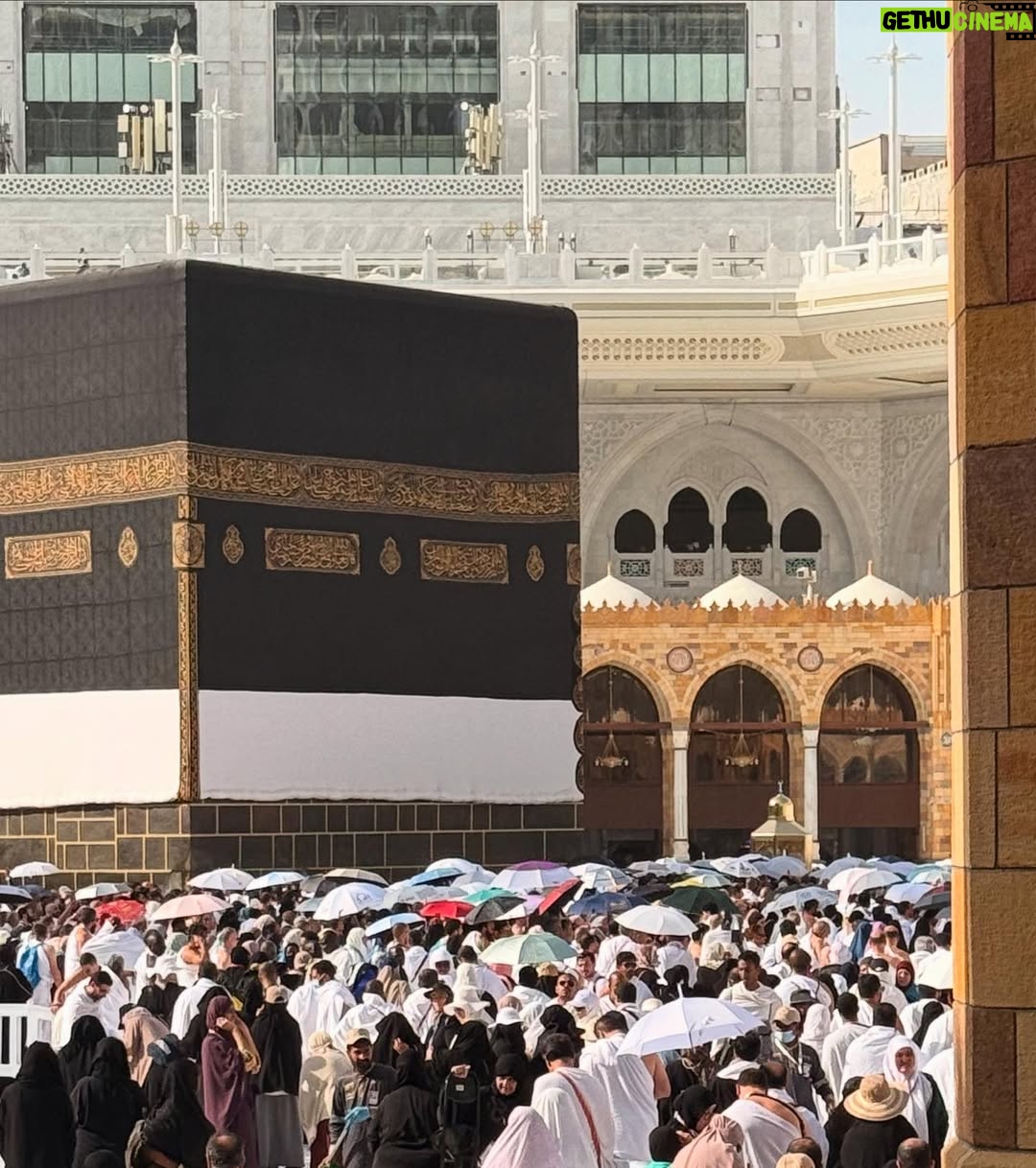 Riham Haggag - 115.8K Likes - سافرت بلاد مختلفة و رحت و جيت و عملت عمرات كتير الحمد لله…بس أحلي و أنقي و و أجمل و أعظم من الحج مافيش،رحلة بتغذي الروح و تغسل القلب و تهذب النفس،ربنا يكتبها لكل حد نفسه يروح و يكتبهالي تاني و تالت و عاشر يا رب 🤲