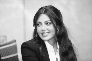 Riham Haggag Instagram - أتوجه بالشكر والتقدير للوزيرة نيفين القباج وزيرة التضامن الاجتماعى ورئيس مجلس إدارة صندوق مكافحة وعلاج الادمان والتعاطى، على كل مجهوداتها خصوصا فيما يتعلق بقضية علاج الإدمان، وأيضا حرصها على مشاركتنا النجاح والتكريم على مسلسل #يوتيرن في حضور دكتور أشرف ذكي نقيب المهن التمثيلية و زملائي المؤلف المتميز أيمن سلامة و الفنانة الجميلة  عبير منير.
@aymansalama1 
@abirmounir.official 
@ashrafzakyoffical 

#ريهام_حجاج
