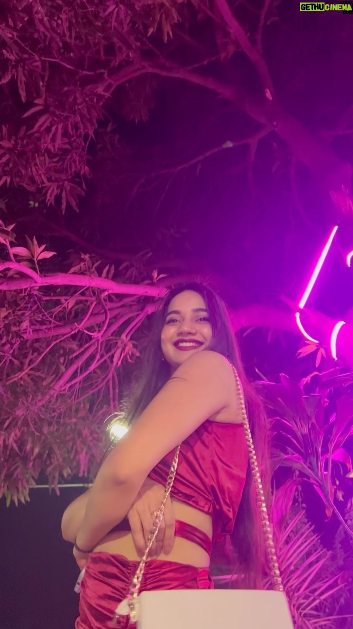 Riiya Sharma - 6.4K Likes - 