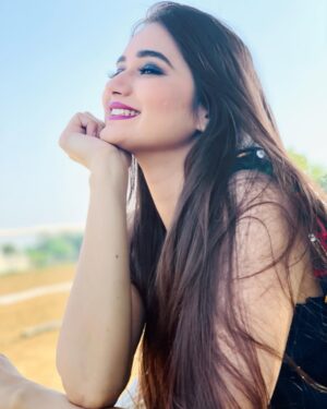 Riiya Sharma Instagram - ❤️