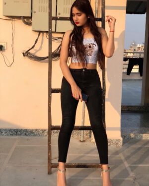 Riiya Sharma Instagram - “You are your best thing.” — ❤️