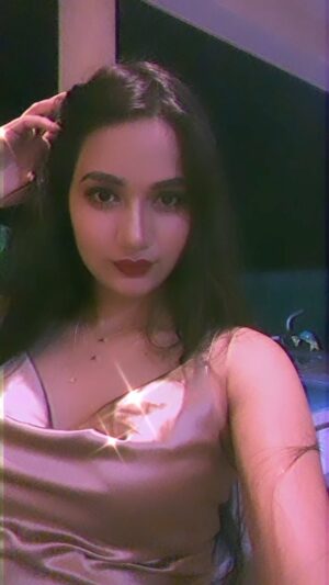 Riiya Sharma Instagram - ❤️❤️ @a_dusky_bee🧿🧿🧿🧿