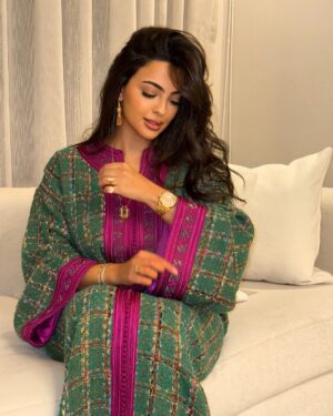Rikia Magha Instagram - رمضان كريم بالصحة والسلامة وبطول عمركم
كيف داز نهاركم الاول 💕
Caftan by @couturebysika