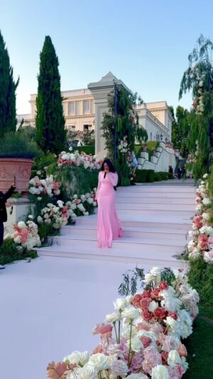 Rikia Magha Instagram - It's magic✨
مقتطفات من زواج الموسم #آل_سعود الكرام بروما 🇮🇹
كل الشكر للأميرة مشاعل بنت فهد بن خالد آل سعود على المحبة والثقة والله يديم الأفراح 💚🇸🇦