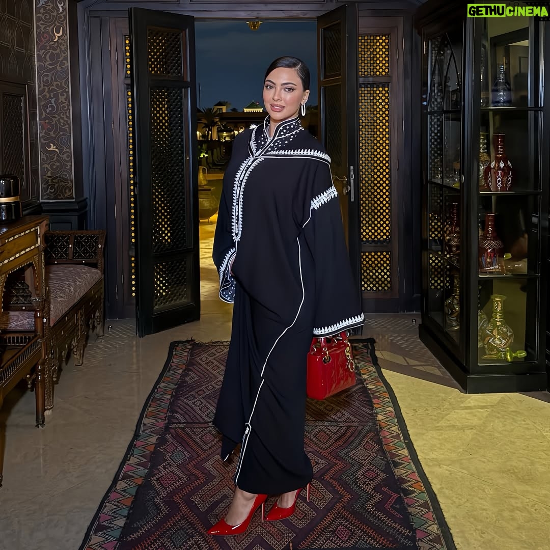 Rikia Magha - 12.1K Likes - لكَ الحمدُ في كل لحظاتي 
 **** **** ****
special Thanks to 
@beldi_creation_byy_elbaz 
#الجلابةالمغربية #القفطان_المغربي