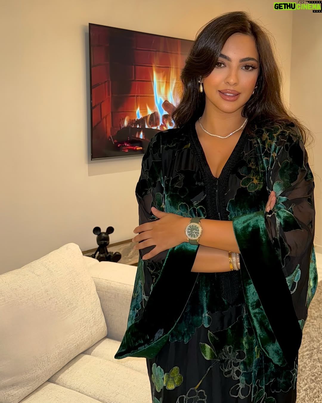 Rikia Magha - 9.4K Likes - ثُمَ يُعوضك اللّٰه بِما يليقُ بِقلبك💚
**** **** ****
Thank you hbb for your hospitality 
@sophiabenyahiaofficial