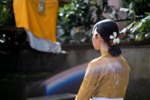 Rim El Benna Instagram - Awakening is not changing who you are, but discarding who you are not." – Deepak Chopra
#ubud#bali #indonesia #peace #love