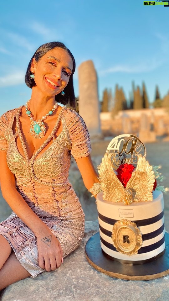 Rim El Benna - 3.5K Likes - Success is how high you bounce when you hit bottom
#reels @mohamed_afli_photography 
#mua @malik_sdiri 
#bijoux @habiba.jewellery 
#dress @herveleger 
#gateau @marwanewargane