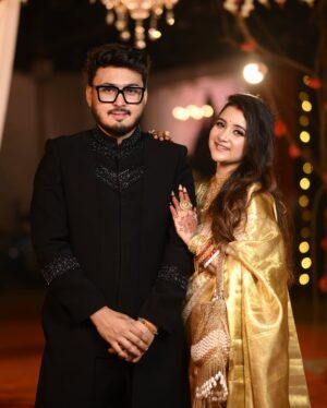 Rimpa Roy Instagram - “Taken…with all my heart and soul. True love stories never have endings, but they have beginnings.”
@djcracker123 ❤️
#rimparoywedding #receptionlook #kanjivaram #reception2024 #bengalicouple #newbeginnings