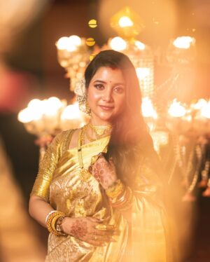 Rimpa Roy Instagram - | | MY WEDDING DIARY | |
: Reception Day :
#wedding2024 #receptionlook #Rimpaswedding
#bengaliwedding #BengaliBride #kanjivaramsaree