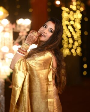 Rimpa Roy Instagram - | | MY WEDDING DIARY | |
: Reception Day :
#wedding2024 #receptionlook #Rimpaswedding
#bengaliwedding #BengaliBride #kanjivaramsaree