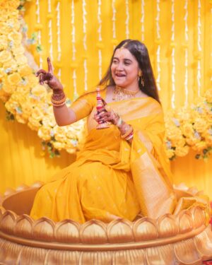 Rimpa Roy Instagram - | | MY WEDDING DIARY | |
: Haldi :
#wedding2024 #haldilook #Rimpaswedding
#bengaliwedding #BengaliBride #gayeholud
