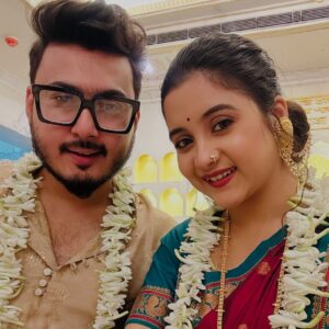 Rimpa Roy Instagram - “Happy Birthday, hubby! You’re the only best friend I never get bored of. Thank you for making my life full of love, laughter & endless fun. From best friends to husband & wife, our journey is my favorite. 🥰”
Cheers to us & forever together. ❤️🎂”
@djcracker123 🎂