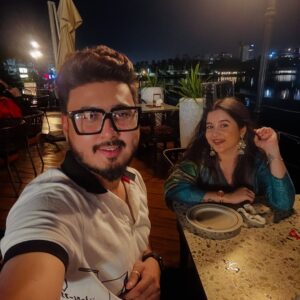 Rimpa Roy Instagram - “Happy Birthday, hubby! You’re the only best friend I never get bored of. Thank you for making my life full of love, laughter & endless fun. From best friends to husband & wife, our journey is my favorite. 🥰”
Cheers to us & forever together. ❤️🎂”
@djcracker123 🎂