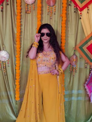 Rimpa Roy Instagram - Vibrant Haldi Vibes. 🌈