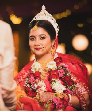 Rimpa Roy Instagram - “Finally, 10 years have passed since we first met.I Look forward to many more decades! “ 🥰❤️
Happy Wedding🤗 @djcracker123
#10yearslove #wedding2024 #BengaliWedding