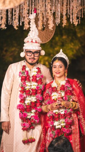 Rimpa Roy Instagram - From ‘I do’ to ‘we did’ 🥰 @djcracker123
#theweddingday #weddingreels #rimparoy