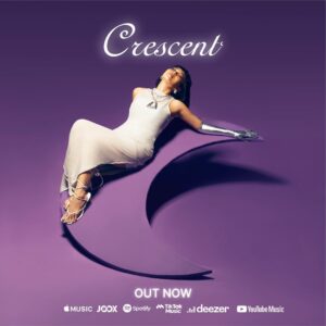Rinni Wulandari Instagram - Crescent adalah tentang perjalananku dalam menemukan keseimbangan terus menerus sebagai wanita dan merayakan segala pencapaianku dalam karir, juga personal growth. Ini baru awal dari journeyku yg baru. Crescent is out now and ready to take you to new dimensions! 💜🌙
Kasih tau aku dongg lagu kesukaan kalian dari EP ku kali ini yang mana👇🏻
#RINNI #Crescent”
.
Executive Producer: @skyentertainment.id
Producer: @jevinjulian
Lyricist : @neonomora
Mixing & Mastering Engineer: @dimaspradipta
Vocal Director: @gamaliel
Vocals Editor: @heryalesis
Creative Director: @geraldawinona
Photogragher: @hilariusjason
Stylist: @elcofrebliaman
MUA: @yoanyuana