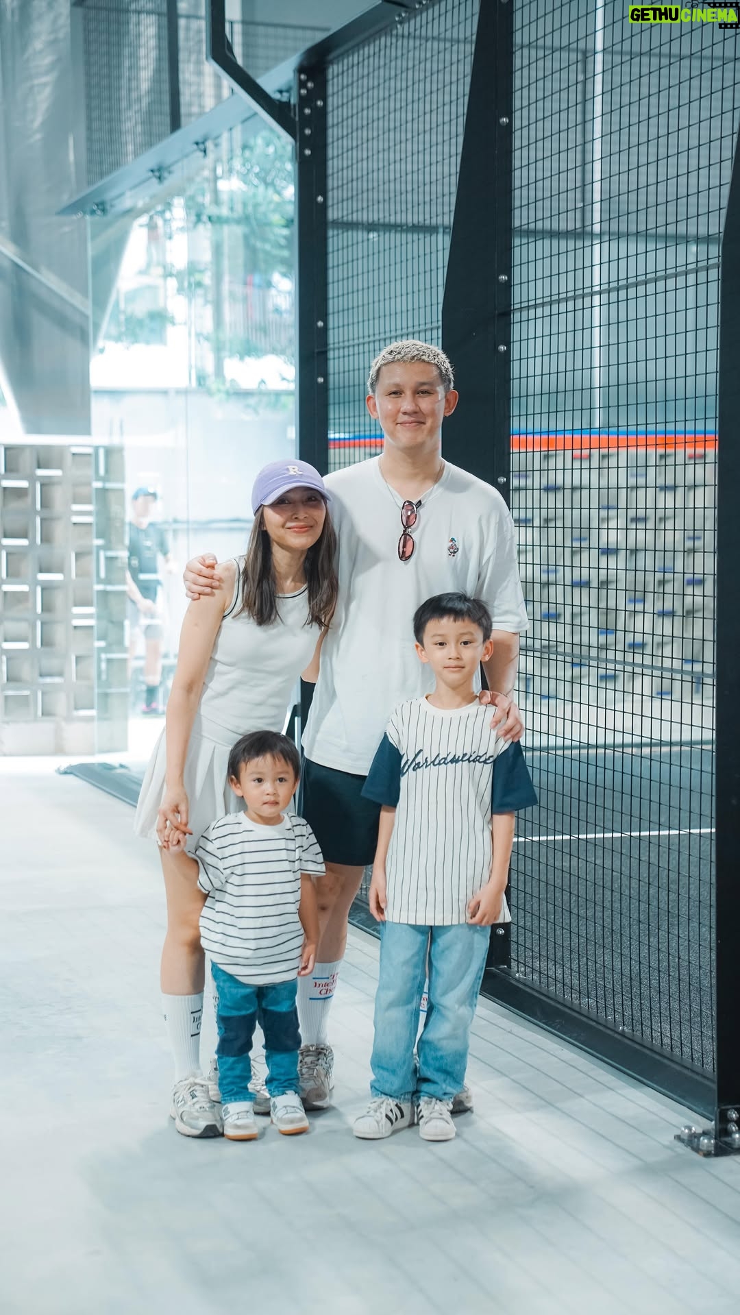 Rinni Wulandari - 1.5K Likes - Surprise berhasil! HAHAHA thank you semuanya yang udah ngebantuin bikin birthday surprise buat jevin 💕
Happy birthday sayang! i love you!! @jevinjulian