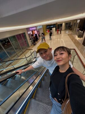 Rinni Wulandari Instagram - Happy birthday to the best dad to our boys and the most amazing husband I could ever ask for. We are so lucky to have you. We love you more than words can say 🫶🏻