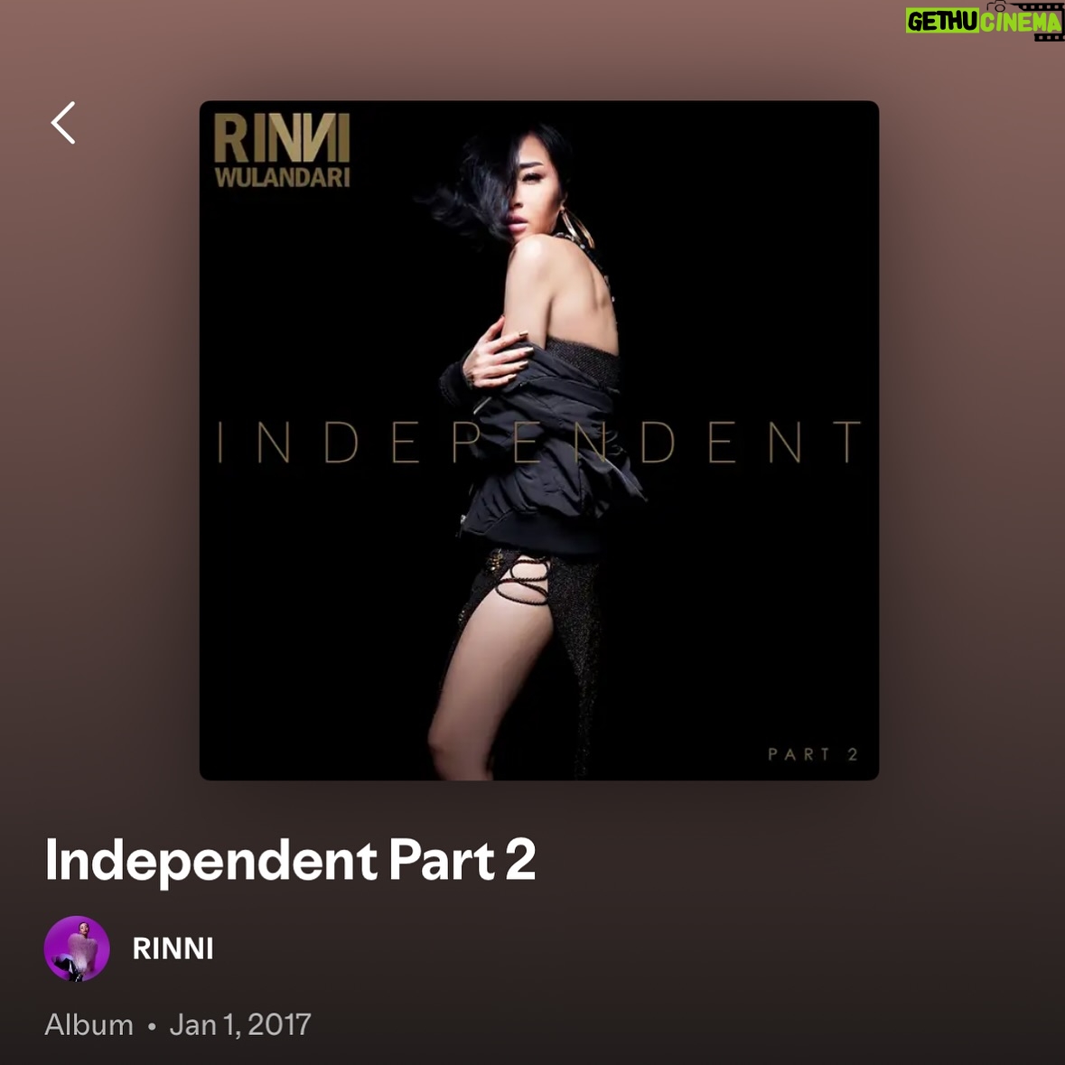 Rinni Wulandari - 1.6K Likes - si anak bungsu ini yang sekarang udah jadi seorang istri dan ibu dari 2 anak laki laki yang sangat lucu itu 18 tahun yang lalu menang @indonesianidolid saat usianya masih 17 tahun. musik udah jadi passionnya sejak usia 3 tahun. lewat musik ia bertumbuh, menemukan dirinya, jatuh dan bangkit lagi.
‍‍‍
18 tahun bukan waktu yang sebentar. penuh cerita, perjuangan, air mata, tawa, dan cinta. semua yang kujalani hari ini nggak lepas dari dukungan orang-orang yang percaya sama aku sejak hari pertama.
‍‍‍
terima kasih untuk kalian yang masih di sini, tumbuh bersama, menyaksikan perjalananku dari panggung ke panggung, dari satu fase hidup ke fase berikutnya.
‍‍‍
aku masih di sini. masih jatuh cinta sama musik. dan akan terus berkarya, selama Allah izinkan.
‍‍‍
with love,
Rinni