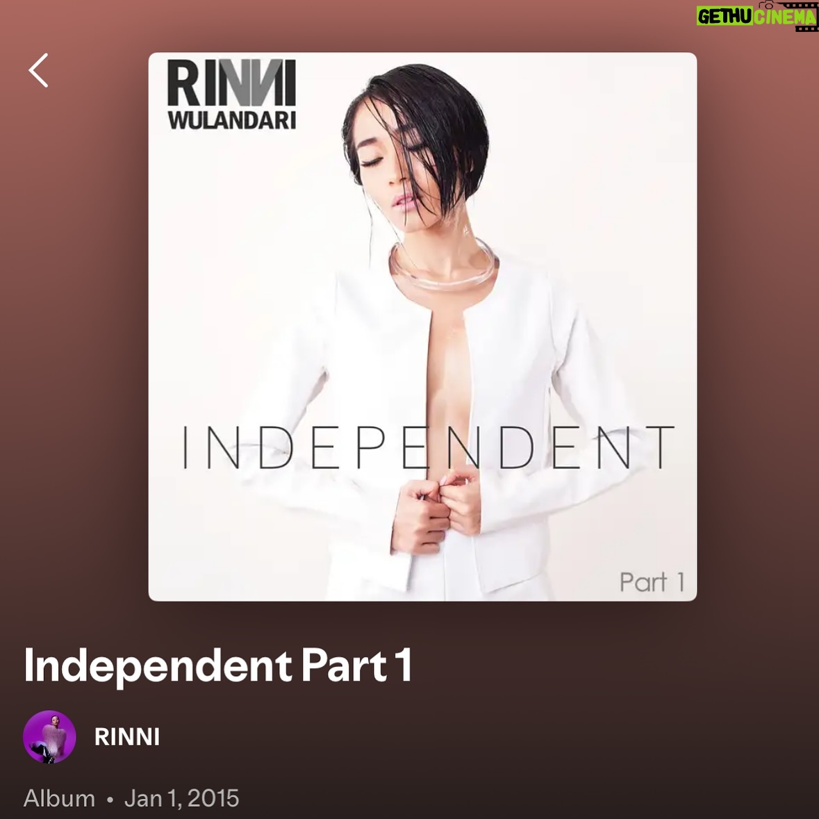 Rinni Wulandari - 1.6K Likes - si anak bungsu ini yang sekarang udah jadi seorang istri dan ibu dari 2 anak laki laki yang sangat lucu itu 18 tahun yang lalu menang @indonesianidolid saat usianya masih 17 tahun. musik udah jadi passionnya sejak usia 3 tahun. lewat musik ia bertumbuh, menemukan dirinya, jatuh dan bangkit lagi.
‍‍‍
18 tahun bukan waktu yang sebentar. penuh cerita, perjuangan, air mata, tawa, dan cinta. semua yang kujalani hari ini nggak lepas dari dukungan orang-orang yang percaya sama aku sejak hari pertama.
‍‍‍
terima kasih untuk kalian yang masih di sini, tumbuh bersama, menyaksikan perjalananku dari panggung ke panggung, dari satu fase hidup ke fase berikutnya.
‍‍‍
aku masih di sini. masih jatuh cinta sama musik. dan akan terus berkarya, selama Allah izinkan.
‍‍‍
with love,
Rinni