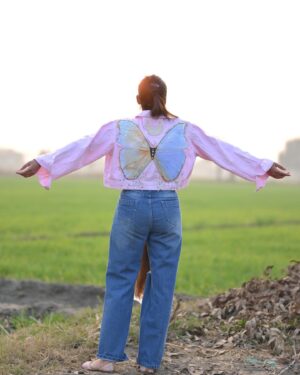 Ritakshi Gupta Instagram - Khushiyaan beej, Haase ughan ge👼🏻💫
(Moon Butterfly Jacket designed by- my Mom and me)
#ritakshigupta