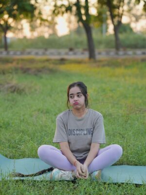 Ritakshi Gupta Instagram - Blessed, Thankful and Focused✨♾️
#ritakshigupta