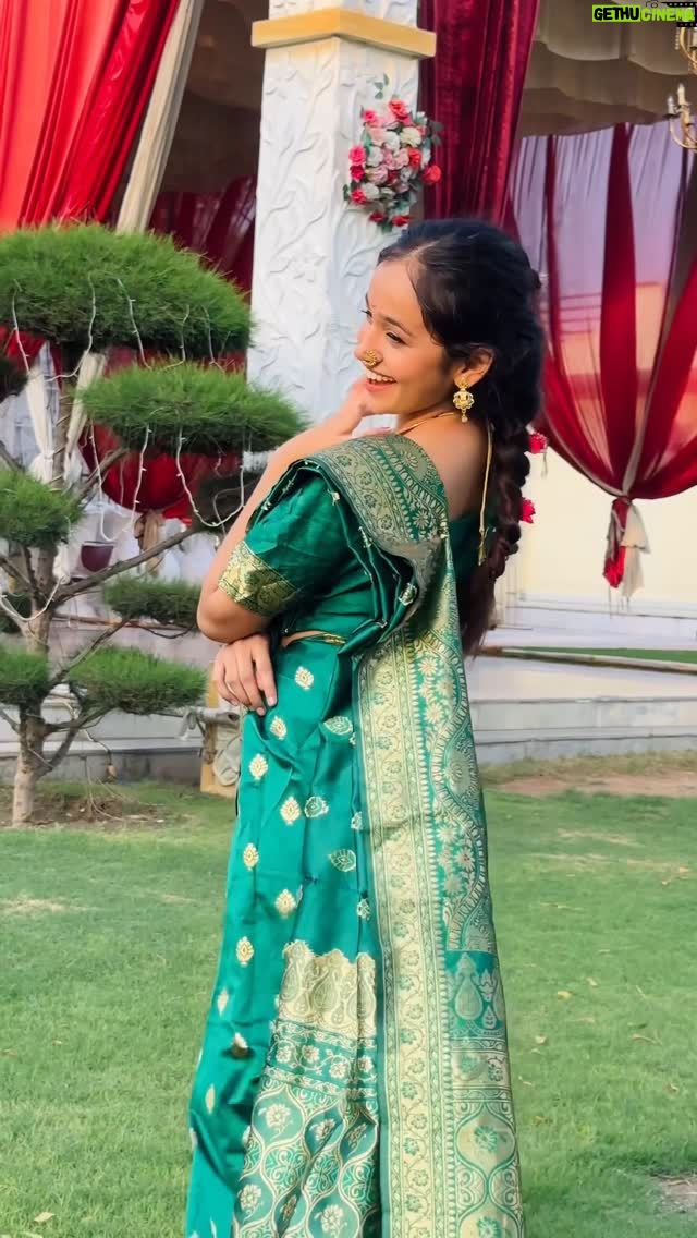 Ritika Chauhan - 17.1K Likes - Mne teri yaadon mai 🤭🫣 .
.
.
.
.
.
.
#ritzzchauhan #reel #reeitfeelit