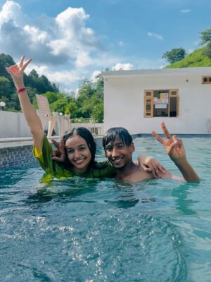 Ritika Chauhan Instagram - Happy 15th birthday Abhinav ♥️😭😹 .
.
@abhinav_rajput1010 ♥️
@manisha_chauhan4397 ♥️ 
@riya__chauhan07 ♥️
@sameer_chaudhary_8 ♥️
@_sarika__10107 ♥️
@akanksha98.76 ♥️ 
@_arman_chauhan_ ♥️