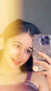 Actress Ritika Chauhan HD Photos and Wallpapers August 2025