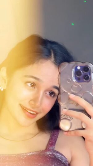 Ritika Chauhan Instagram - 🫣🧿