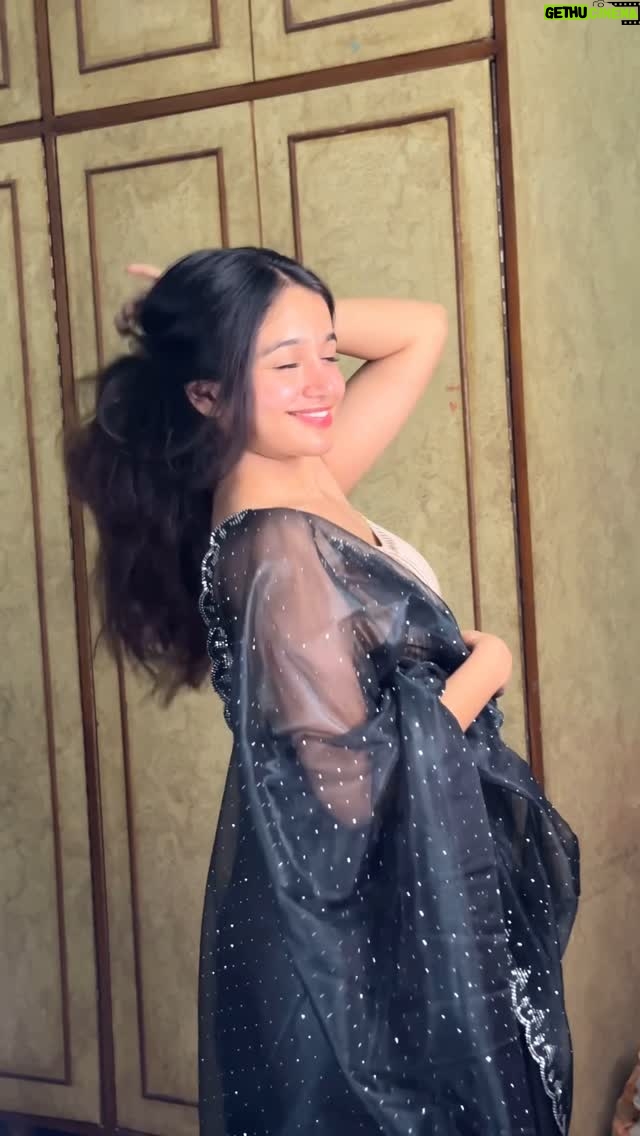 Ritika Chauhan - 65.6K Likes - Haye 🥹