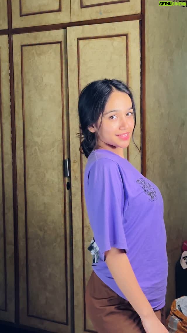 Ritika Chauhan - 76.2K Likes - Mujhe dar ish baat ka h Bush 🫣