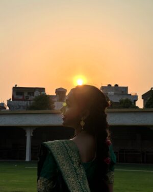 Ritika Chauhan Instagram - “नवीन लूक, नवीन अनुभव!”: 
 (New look, new experience!)🧿