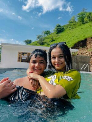 Ritika Chauhan Instagram - Happy 15th birthday Abhinav ♥️😭😹 .
.
@abhinav_rajput1010 ♥️
@manisha_chauhan4397 ♥️ 
@riya__chauhan07 ♥️
@sameer_chaudhary_8 ♥️
@_sarika__10107 ♥️
@akanksha98.76 ♥️ 
@_arman_chauhan_ ♥️