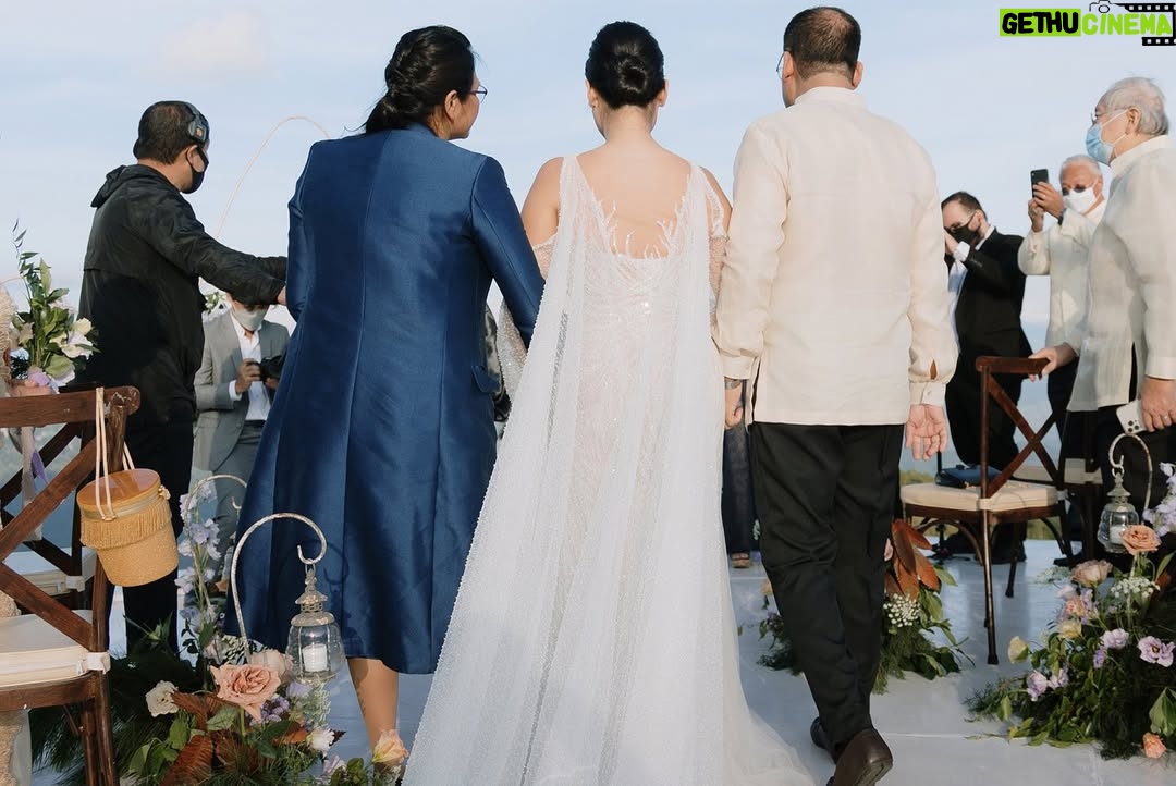 Ritz Azul - 16.4K Likes - One of the most meaningful hugs of my life…

Through ups and downs 👨‍👩‍👧‍👧👫🏻 I thank God for having you.

Dresses and barong of my family from @marlontuazonc 

Thank you for capturing these moments @mymetrophoto @paolonierves @erronocampo