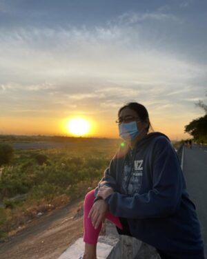 Ritz Azul Instagram - Noong bata ako di ko maintindihan bakit lagi mo akong pinapagalitan. Bakit madaming wag? Bakit di pwede yung ganito o ganyan? Madaming bakit. Ngayon, naiintindihan ko na kung bakit. Maraming salamat dahil sa mga ito, nay. Salamat sa pagtityaga. Minsan tough love. Naging malakas ako dahil dito. Ngayon narealize ko, ang hirap ng ginawa mo. Kaya pala ayaw mo akong magasawa noon. Hahahaha! Kasi ayaw mong maranasan ko ang hirap na naranasan mo… Iniisip ko ngayong ako naman ang magiging nanay kung loloobin na magkaanak, sana kayanin ko at magawa ko yung nagawa at ginagawa mo hanggang ngayon. Alam kong nandyan ka para sa amin kaya hindi ako nangangamba. Mahal ka namin nina papa at Rizpah, nanay… mahal kita. Happy 55th birthday, nay. @angelitaflowersanddresses ❤️ Samahan ka nawang palagi. Maraming salamat sa Dios.
