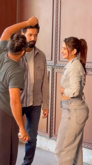 Riya Kishanchandani Instagram - The song says it all 💞
#bts
#trendingreels #bts
@vickykaushal09
@saraalikhan95