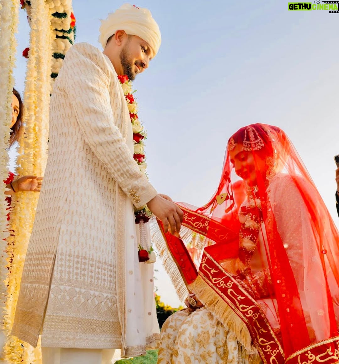 Riya Kishanchandani - 169.7K Likes - "And We created you in pairs" - وَخَلَقْنَاكُمْ أَزْوَاجًا
Alhumdullilah MashaAllah ❤️

Photography📸 - @pageantryproductions 
Makeup - @makeover_by_zara 
Hair - @makeoverby_tanzilashaikh 

#justmarried #love #❤️ #weddingphotography #weddingday #weddingdiaries