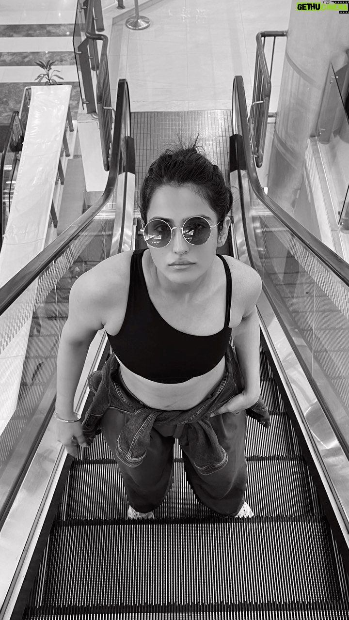 Riya Kishanchandani - 543.1K Likes - I know you were looking for a sign , here it is 

#ᴛʀᴇɴᴅɪɴɢʀᴇᴇʟs #riyarkfam #instagood